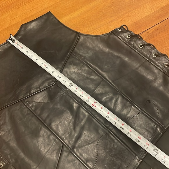 Addis Fashions Genuine Leather motorcycle vest. Made in USA - Picture 14 of 16